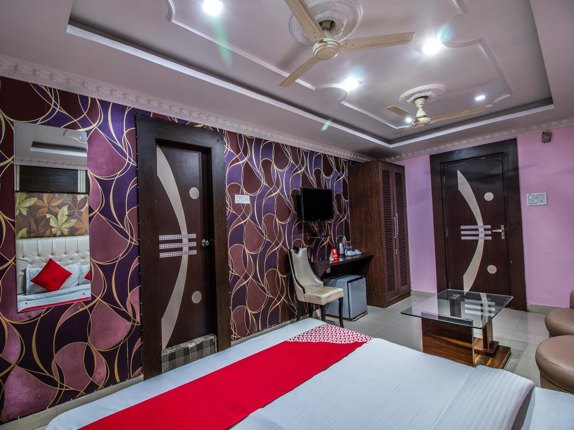 Oyo 14579 The Hangout Jamshedpur Eksteriør bilde